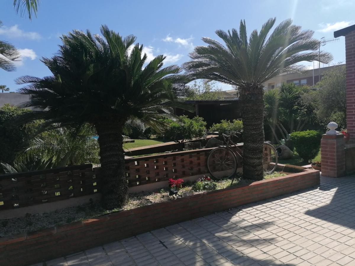 Villa Paquita - Delta De L'Ebre Deltebre Bagian luar foto