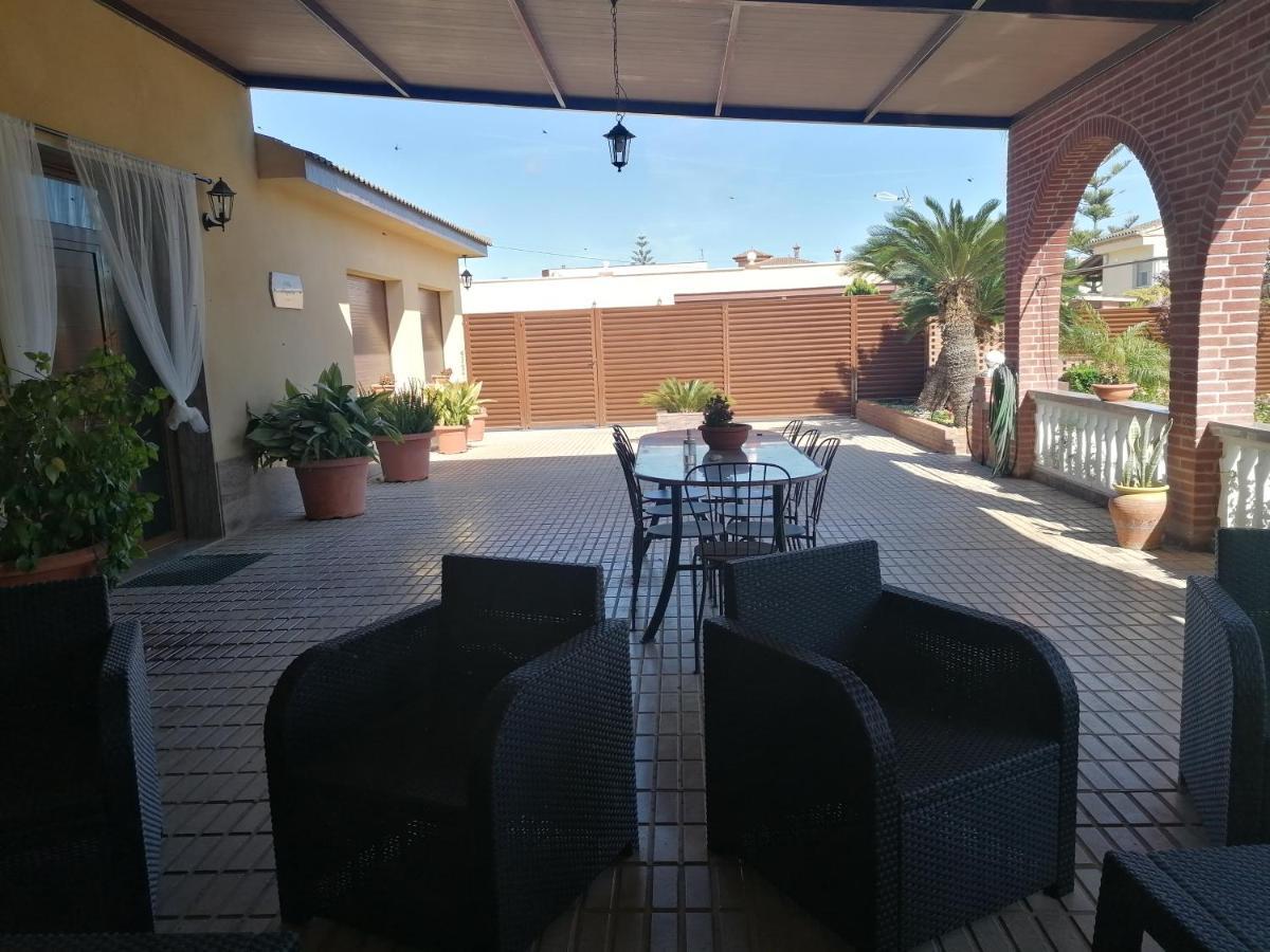Villa Paquita - Delta De L'Ebre Deltebre Bagian luar foto